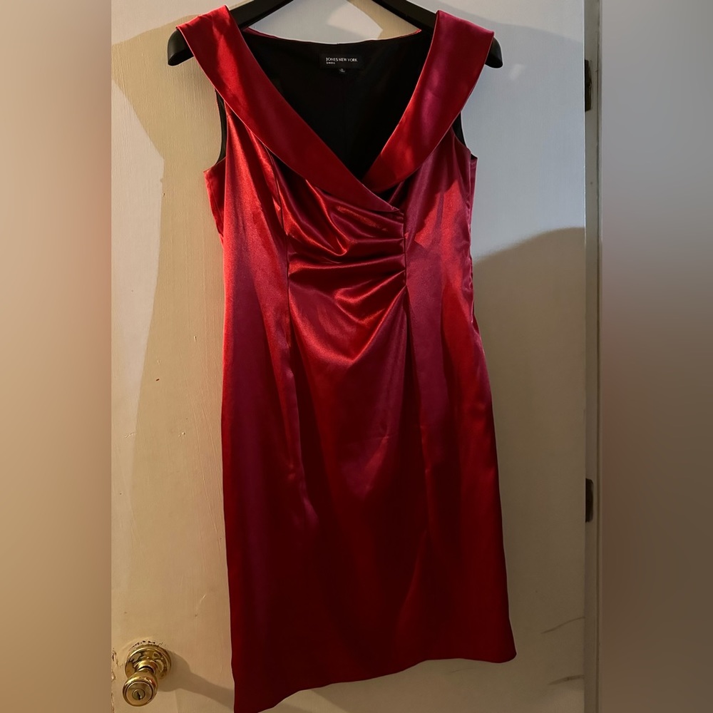 Beautiful size 10 Satin dress originally $200